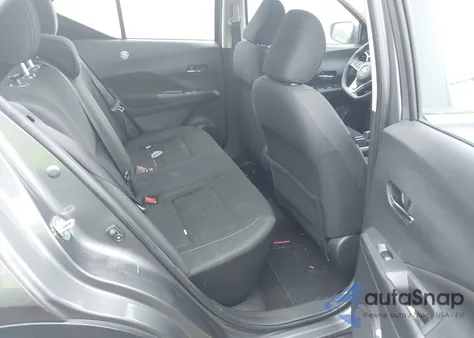 2021 Nissan Kicks Sv Xtronic Cvt z USA, uszkodzony, nr VIN 3N1CP5CV6ML533219